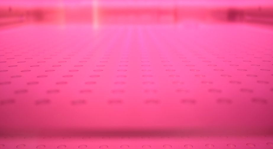 等離子處理機工作原理及結(jié)構(gòu)示意圖